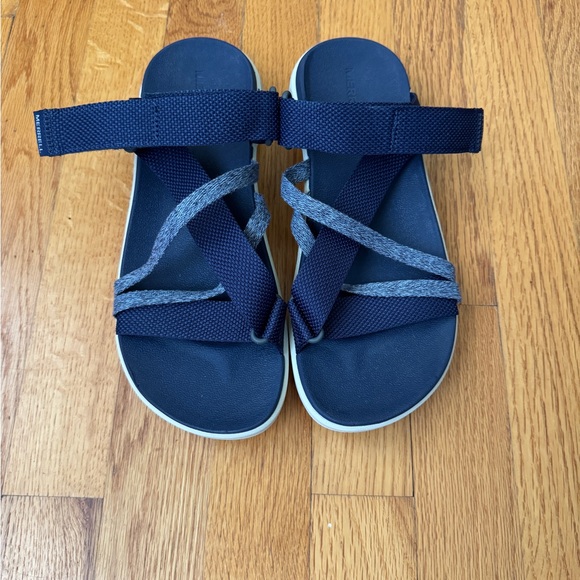 Merrell women’s navy sandals size 8 - Picture 2 of 8